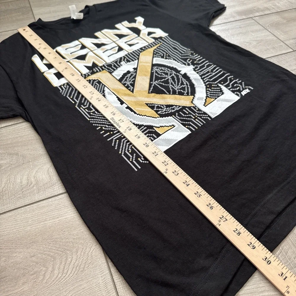 Pro Wrestling Crate Exclusive Kenny Omega‎ 8-Bit T-Shirt SZ L AEW NJPW Black